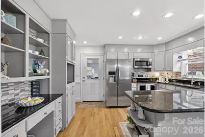 885 Beverly Circle NE, Lenoir, NC 28645 - Photo 8