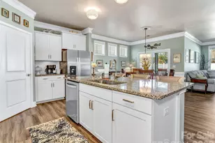 515 Fox Cove Rd, Hendersonville, NC 28792 - Photo 18