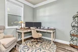 515 Fox Cove Rd, Hendersonville, NC 28792 - Photo 38