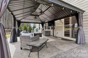 177 Falls Cove Dr, Troutman, NC 28166 - Photo 36