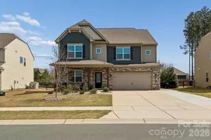 177 Falls Cove Dr, Troutman, NC 28166 - Photo 1