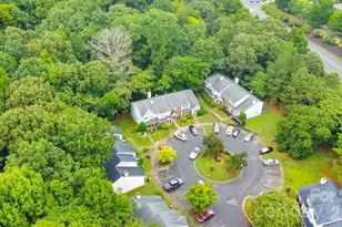 3604 Huyton Ct, Charlotte, NC 28215 - Photo 4