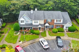 3604 Huyton Ct, Charlotte, NC 28215 - Photo 2