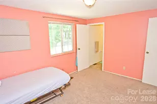 1635 Van Dyke Dr, Charlotte, NC 28213 - Photo 16