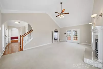 2410 27th Avenue Circle NE, Hickory, NC 28601 - Photo 10