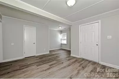 2649 Roslyn Avenue, Charlotte, NC 28208 - Photo 4