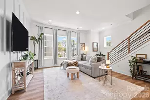 3225 Zenith Ln, Charlotte, NC 28205 - Photo 2