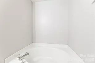 9610 Duxford Ln, Charlotte, NC 28269 - Photo 26