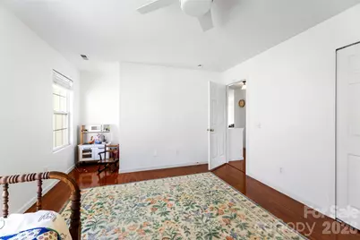 9610 Duxford Lane, Charlotte, NC 28269 - Photo 32