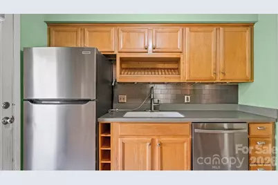 7221 Delta Lake Drive, Charlotte, NC 28215 - Photo 8