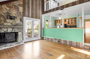 7221 Delta Lake Dr, Charlotte, NC 28215 - Photo 16