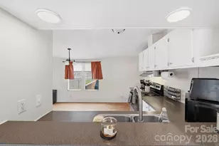 2862 Eagle Point Dr, Trinity, NC 27370 - Photo 8