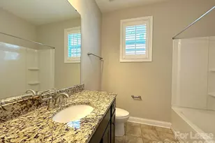 9407 Inverness Bay Rd, Charlotte, NC 28278 - Photo 14