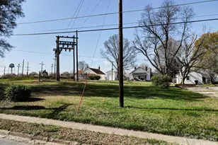 224 W Mills Ave, Mooresville, NC 28115 - Photo 24