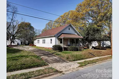 224 W Mills Avenue, Mooresville, NC 28115 - Photo 1