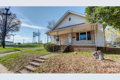 224 W Mills Avenue, Mooresville, NC 28115 - Photo 2
