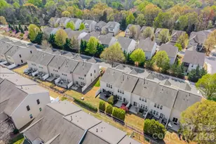 2419 Diplomat Ln, Charlotte, NC 28210 - Photo 32