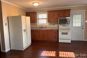 2446 Crowders Creek Rd, Gastonia, NC 28052 - Photo 12