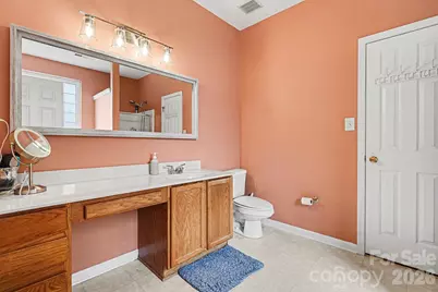 10027 Brawley Lane, Charlotte, NC 28215 - Photo 14