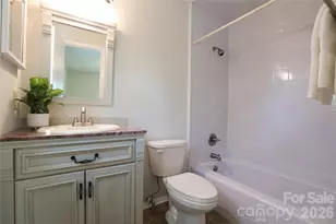 725 Bethune Pl, Matthews, NC 28105 - Photo 16