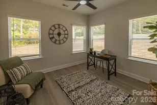 7813 Benning St, Charlotte, NC 28216 - Photo 14