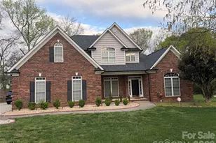 7901 Tottenham Dr, Harrisburg, NC 28075 - Photo 1