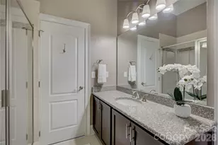 14924 High Bluff Ct, Charlotte, NC 28278 - Photo 32
