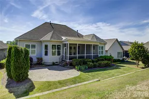 14924 High Bluff Ct, Charlotte, NC 28278 - Photo 46