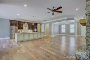 14924 High Bluff Ct, Charlotte, NC 28278 - Photo 12