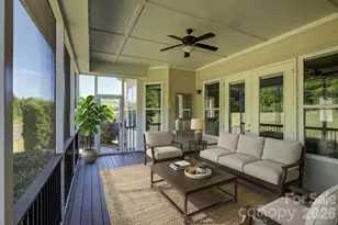 14924 High Bluff Ct, Charlotte, NC 28278 - Photo 18