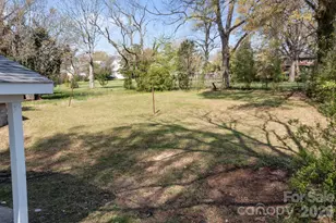 414 W Sharpe St, Statesville, NC 28677 - Photo 24