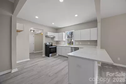 414 W Sharpe Street, Statesville, NC 28677 - Photo 8