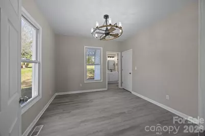 414 W Sharpe Street, Statesville, NC 28677 - Photo 12