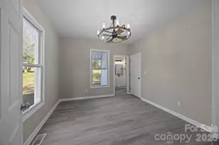 414 W Sharpe St, Statesville, NC 28677 - Photo 12