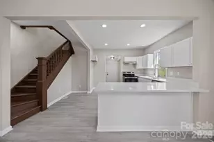 414 W Sharpe St, Statesville, NC 28677 - Photo 4