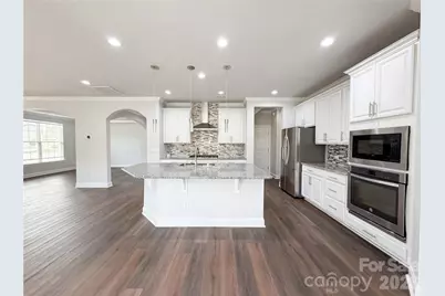 740 Garrett Green Way, Fort Mill, SC 29715 - Photo 2