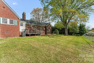 614 W Ridge Ave, Landis, NC 28088 - Photo 4