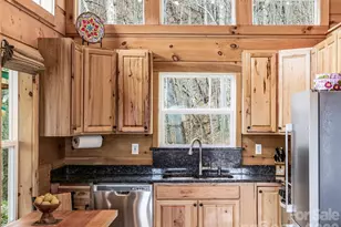 131 white oak Wy, Hot Springs, NC 28743 - Photo 14