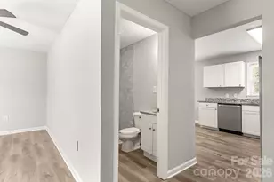 8410 Clear Meadow Ln, Charlotte, NC 28227 - Photo 28