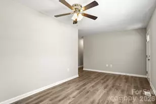 8410 Clear Meadow Ln, Charlotte, NC 28227 - Photo 2