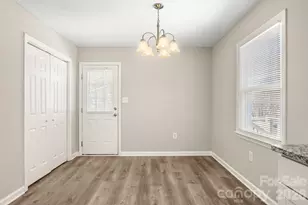 8410 Clear Meadow Ln, Charlotte, NC 28227 - Photo 14