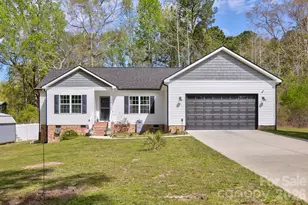 1254 Blairwood Ct, Lancaster, SC 29720 - Photo 2