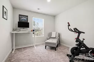 2207 Belterra Dr, Charlotte, NC 28216 - Photo 22