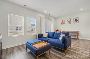 2207 Belterra Dr, Charlotte, NC 28216 - Photo 4