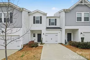 2207 Belterra Dr, Charlotte, NC 28216 - Photo 1