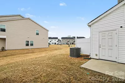 2207 Belterra Drive, Charlotte, NC 28216 - Photo 26