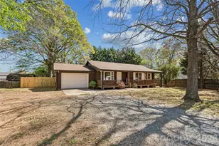 585 Love St SW, Concord, NC 28027 - Photo 2