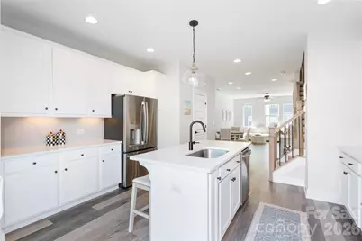 223 S Bruns Avenue, Charlotte, NC 28208 - Photo 10