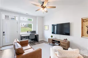 223 S Bruns Ave, Charlotte, NC 28208 - Photo 4