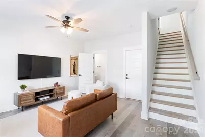 223 S Bruns Avenue, Charlotte, NC 28208 - Photo 2